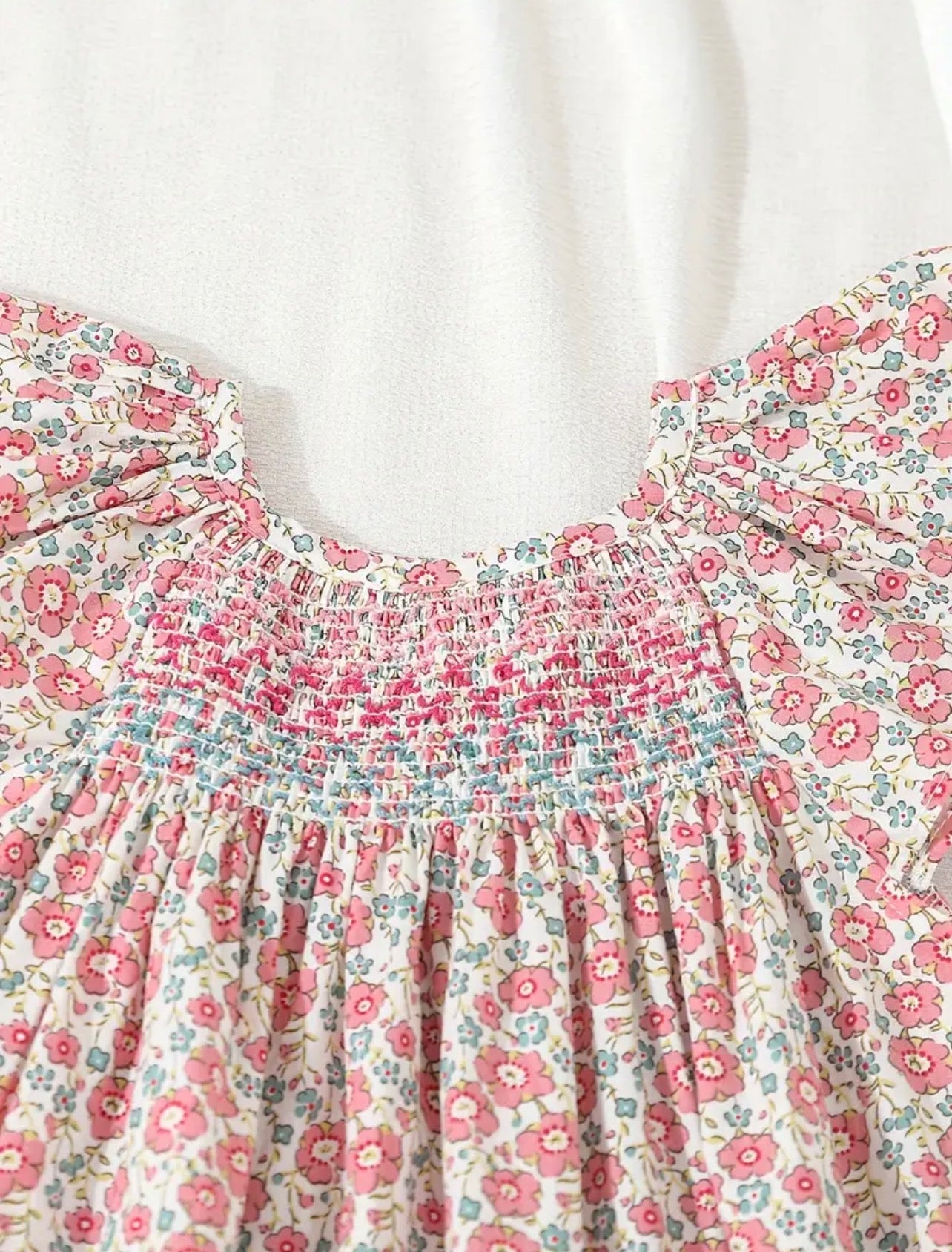 Vestido rosado niña