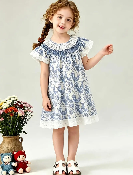 Vestido celeste bordado