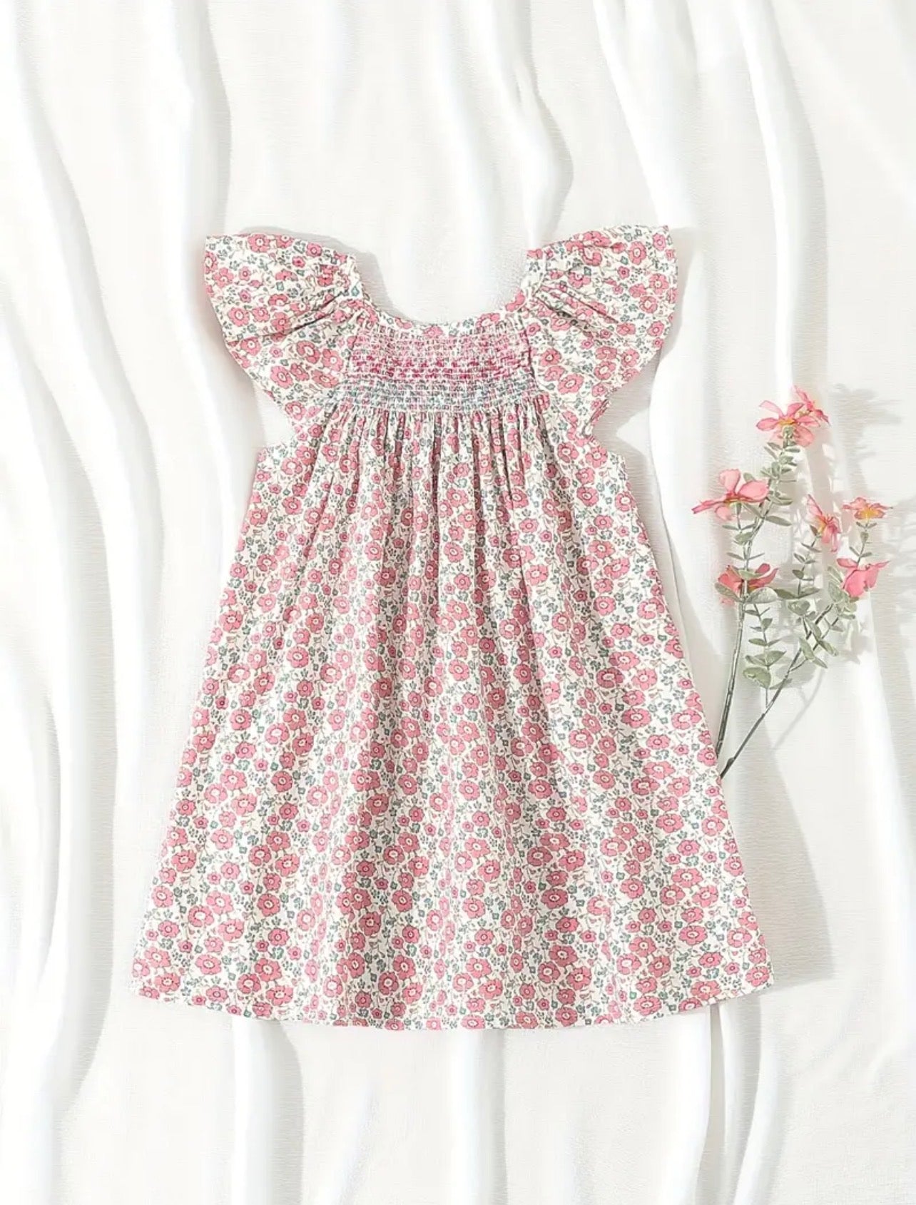 Vestido rosado niña